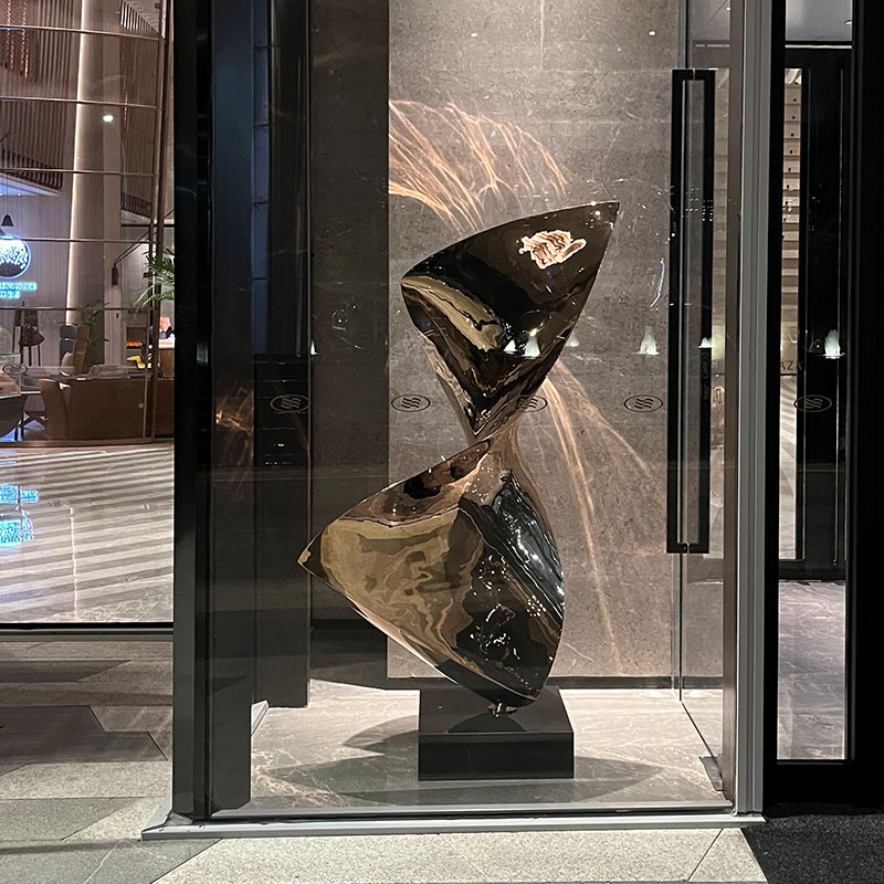 金属雕塑摆件电镀，泉州滨江皇冠假日酒店